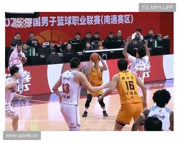 篮球比赛中罚球规则的全面解析与实施细则